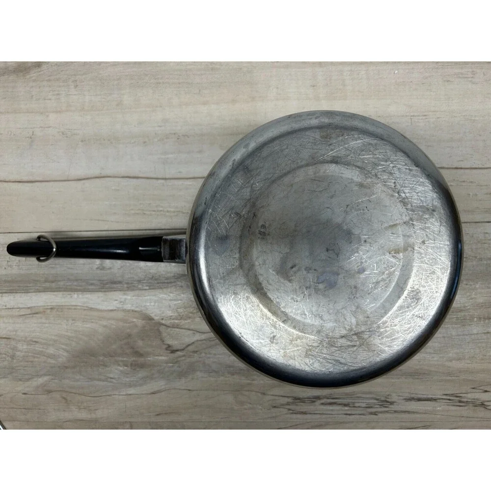 Vintage Unbranded Stainless Steel 2Lt Saucepan With Lid